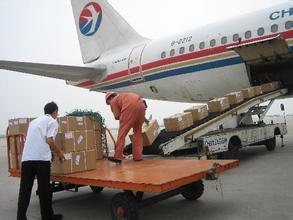 抢滩中国航空快递“新蓝海”