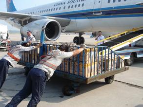 以严实精神打造国际航空枢纽